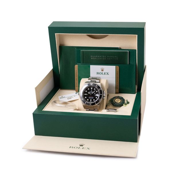 Rolex Sea-Dweller 126600